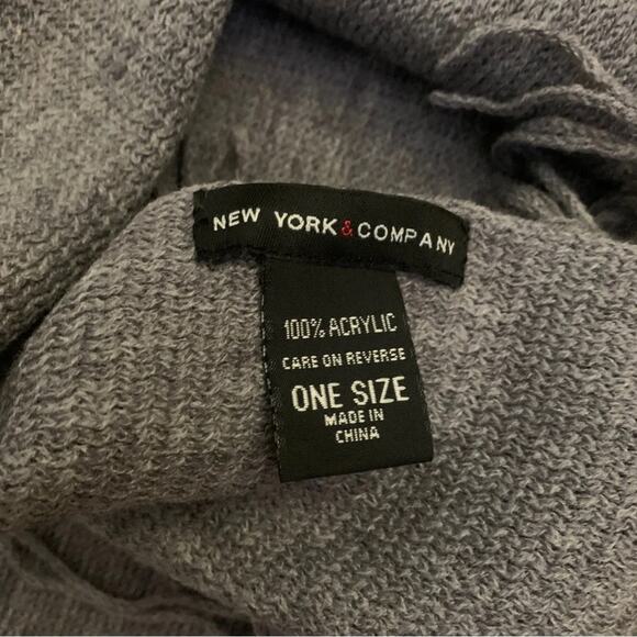 New York & Company Cozy Gray Scarf Fringe Grey Fall Winter Long - Picture 6 of 9